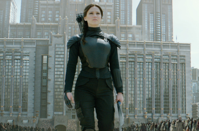 Bagian Intim Wanita Muncul di Tulisan Poster Promo Film 'Mockingjay, Part 2'?