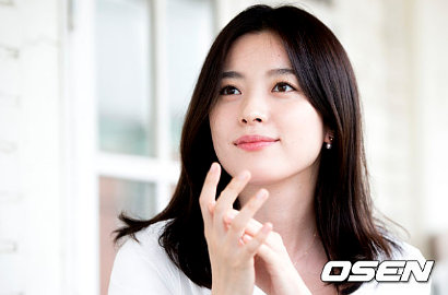 Cocok di 'Beauty Inside', Han Hyo Joo Pingin Akting Lagi Bareng Park Seo Joon