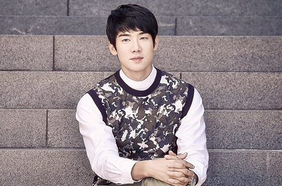 Yoo Yeon Seok 'Warm and Cozy' Siap Debut di Musikal 'Le Passe-Muraille'