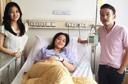 Diisukan Hamil, Gracia Indri Masuk Rumah Sakit