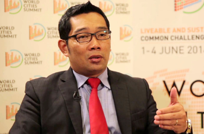 Seru, Wali Kota Bandung Ridwan Kamil Ikuti Lomba Kemerdekaan