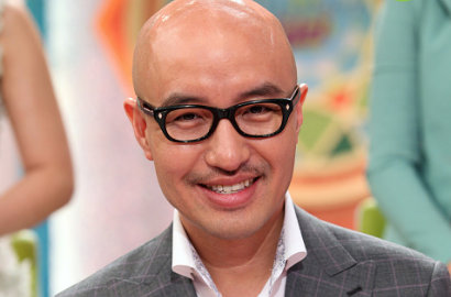 Gay, Hong Suk Chun Nangis Orangtua Masih Tak Terima Dia Pacari Lelaki