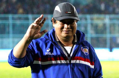 Suharno Pelatih Arema Meninggal Dunia, Sepakbola Indonesia Berduka