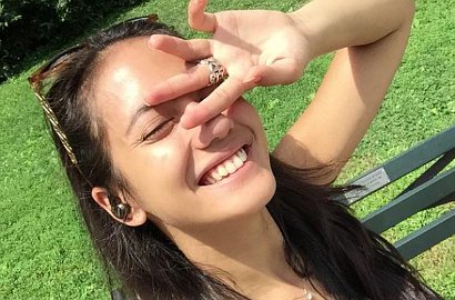 Cantiknya Pevita Pearce Bersepeda di Foto 'Aach...Aku Jatuh Cinta'