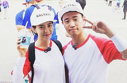 Cieee, Song Ji Hyo Cium Mesra Gary di Fanmeet 'Running Man' Shanghai