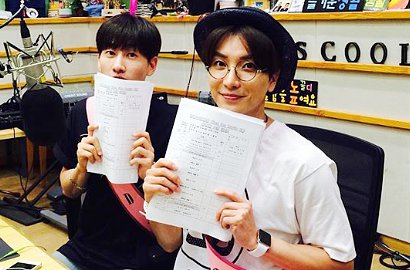 Leeteuk dan EunHyuk Seru-Seruan Bareng Fans Rayakan 9 Tahun 'Sukira'