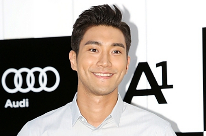 Siwon Pamer Diberi Hadiah SM Usai Syuting 'She Was Pretty'