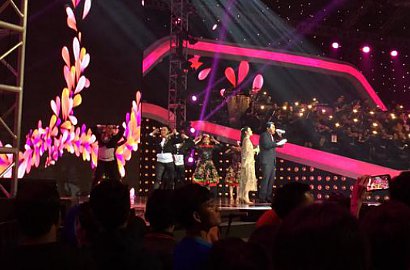 Buka Malam Puncak HUT SCTV ke-25, Kolaborasi Raisa-Tulus Banjir Pujian