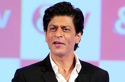 Shahrukh Khan Janjikan Hadiah Spesial untuk Fans di Ultah ke-50?
