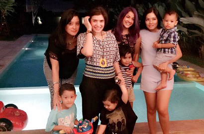 Marcella, Nirina, Carissa dan Titi Kamal Ngumpul Bareng, Siapa Hot Mom-nya?