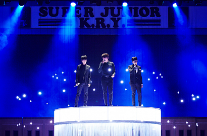 Serunya Siwon cs Ikut Rayakan Ultah Yesung di Konser SuJu-K.R.Y.