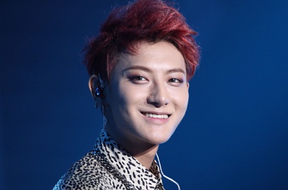 Tao Foto Bareng Tasty di Mini Konser, Netter: 3 Pengkhianat Sedang Bertemu