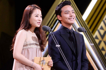 Naksir Berat, Park Bo Young Akui Cari Berita Yeo Jin Goo di Internet