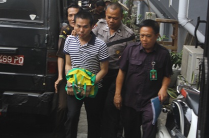 Ditanya Soal Artis Saksi Sidang RA, Pengacara: Artis Ini Sudah Berkeluarga