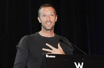 Putus dari Jennifer Lawrence, Chris Martin Gandeng Annabelle Wallis