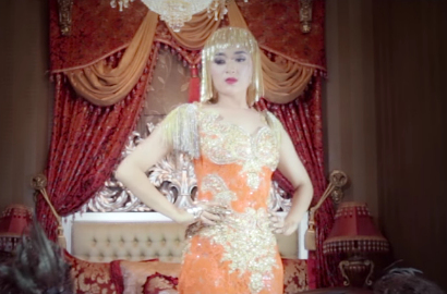 Ogah Dibilang Syahrini KW Lagi, Hiara Cleopatra Jadi Ratu di Teaser 'Begal Cinta'