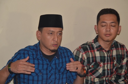 Sebar Isu Poligami, Ustadz Zacky Bakal Laporkan Sang Istri?