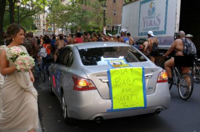 Ribuan Orang Bersepeda Telanjang Ramaikan Philly Naked Bike Ride