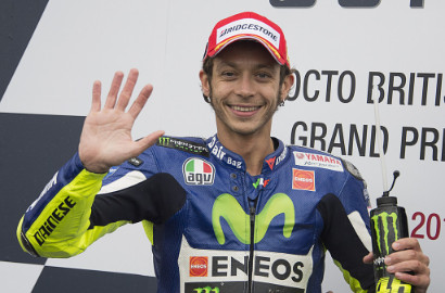 Valentino Rossi Juarai Grand Prix Inggris, Brad Pitt Jadi Saksi Kemenangan