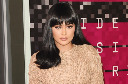 Kylie Jenner Mulai Kampanye Anti-Bullying #IAmMoreThan