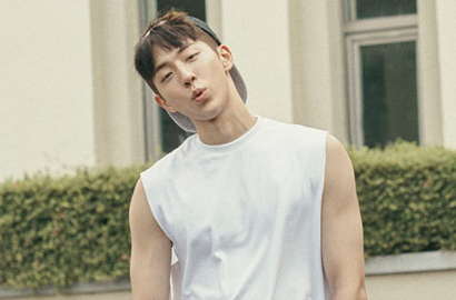 Usai Topless, Nam Joo Hyuk Pamer Otot Lengan Seksi untuk 'YG STAGE'