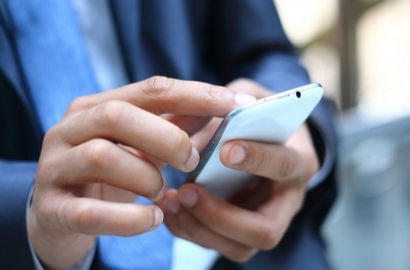 Begini Kebiasaan Masyarakat Indonesia Saat Memakai Smartphone