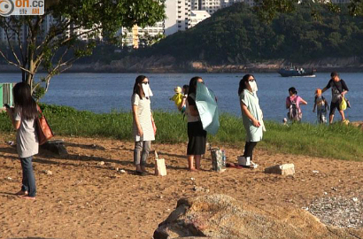 Ingin Kurus, Wanita Hongkong Berdiet dengan Menatap Matahari