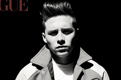 Brooklyn Beckham Pasang Muka Pilu Disandari Cewek untuk Miss Vogue