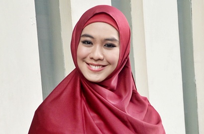 Hamil 5 Bulan, Oki Setiana Dewi Nangis Karena Bebek Betutu