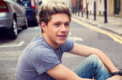 Patah Tulang Kaki, Niall Horan 1D Tidak Tahu Penyebabnya