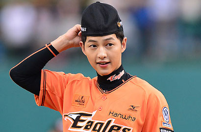 Song Joong Ki Berkelahi di Lokasi Syuting 'Descendants of the Sun'
