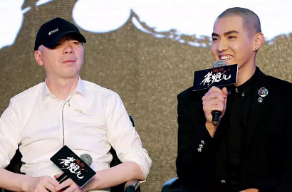 Duh, Kris Eks EXO Diancam Feng Xiaogang di Poster 'Mr Six'