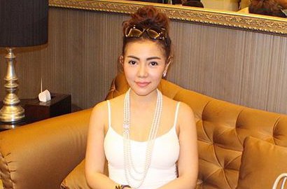 Foto Bella Shofie yang Ini Dianggap Tiru Gaya Sharena dan Putranya