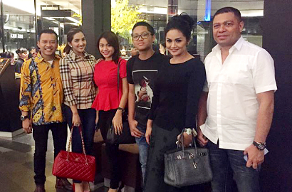 Aurel dan Krisdayanti Berpelukan, Netter Ikut Nangis Bahagia