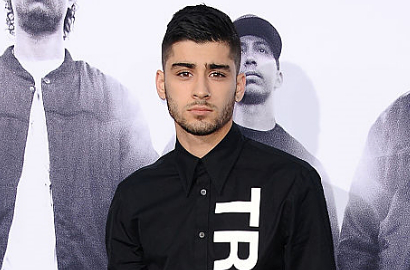 Zayn Malik Sering SMS dan Bikin Perrie Edwards Cemburu Agar Bisa Balikan?