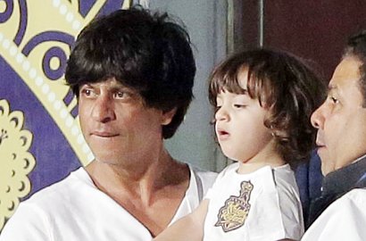 Aww, Lucunya Selfie Si AbRam Bungsu Shahrukh Khan
