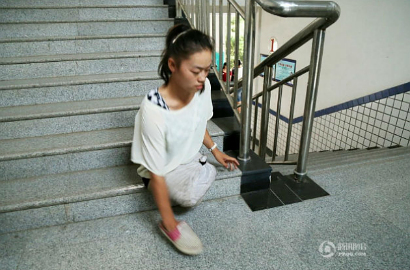Meski Tanpa Kaki, Gadis Ini Masih Semangat Tempuh Pendidikan
