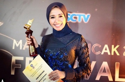 Dibully Karena Gaun Terawang FFB 2015, Laudya Cynthia Bella Klarifikasi