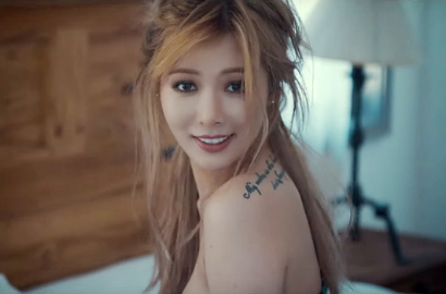 HyunA 4Minute Tetap Seksi Tapi Cute di MV Pendek 'Run & Run'