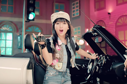 Intip Gaya Hip Hop Keponakan Agnes Monica Chloe X di MV 'Vroom Vroom'