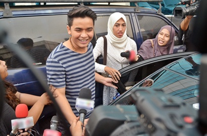 Billy Syahputra Kabur Ditanya Resmi Jadian dengan Kezia Karamoy