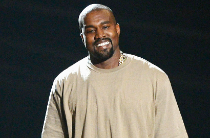 Kanye West Debut Lagu Baru dalam New York Fashion Week