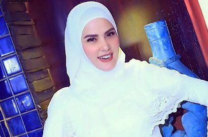 Angel Lelga Disebut-Sebut Sudah Dilamar Pacar dan Siap Nikah