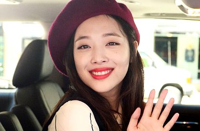 Bahagia Pesta Sambil Hujan-Hujanan, Sulli Eks f(x) Tuai Kritikan