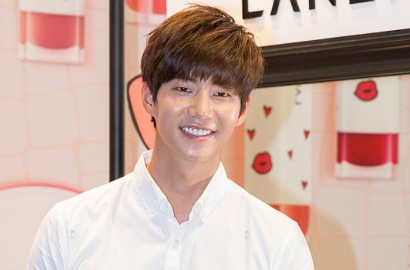 Asyik, Song Jae Rim Gabung Lee Jin Wook di Drama 'Goodbye Mr.Black'
