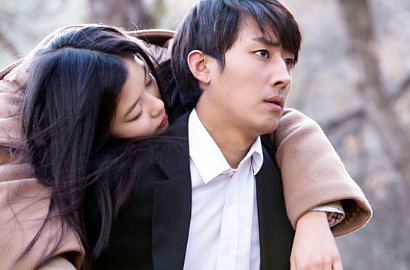 Son Ho Joon Diinterogasi di Foto Terbaru 'Joy'