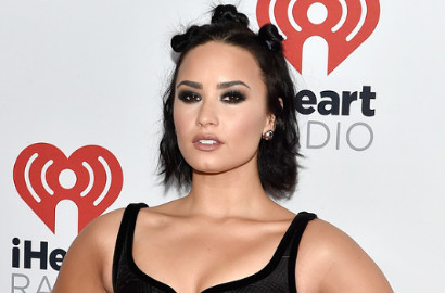Tampil Super Seksi, Demi Lovato Curi Perhatian di iHeartRadio Music Festival