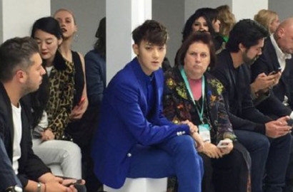 Datang Telat ke Fashion Show London, Tao Malah Pede Jalan di Catwalk