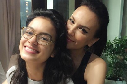 Eva Celia Ultah ke-23, Ariel Bantu Sophia Latjuba Beri Kejutan