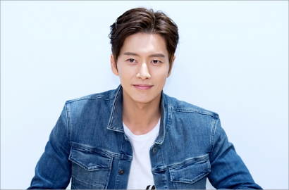 Sadari 'Cheese in Trap' Populer, Park Hae Jin Makin Tertantang Perankan Yoo Jung